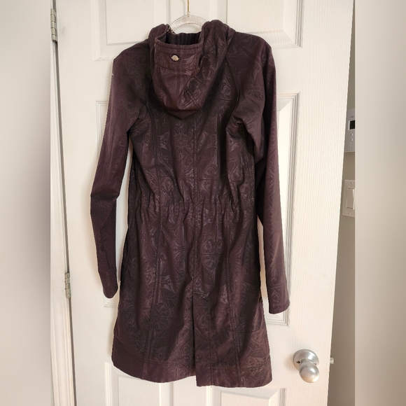 Lululemon long black rain jacket coat - Picture 5 of 5